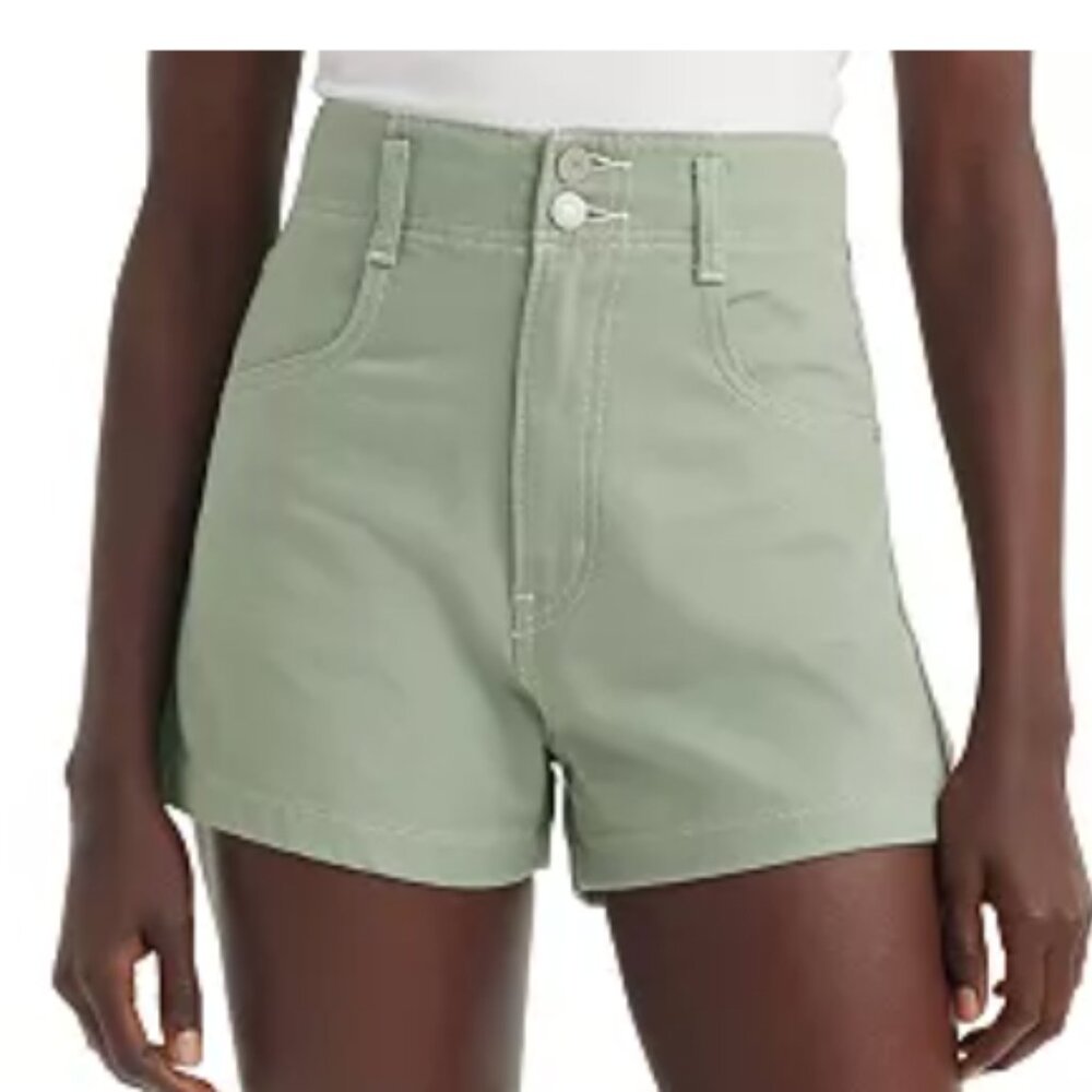 NWT Levi's Women's Cotton High-Rise Double Button Mom Shorts Size 30